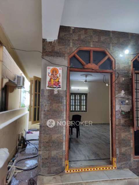 4+ BHK Flat For Sale  In Hashmath Gunj,