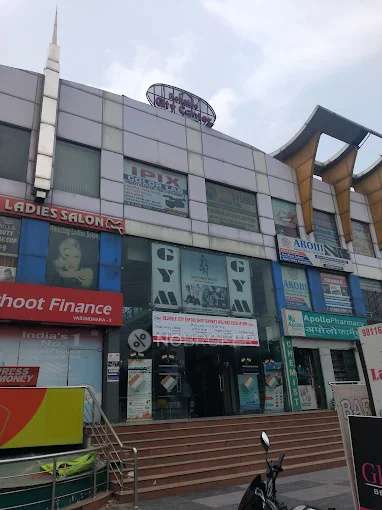 Shop in  Vasundhara,, Ghaziabad for sale 
