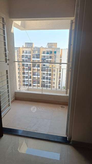 2 BHK Flat In F5 Felicia, Hadapsar for Rent  In Hadapsar