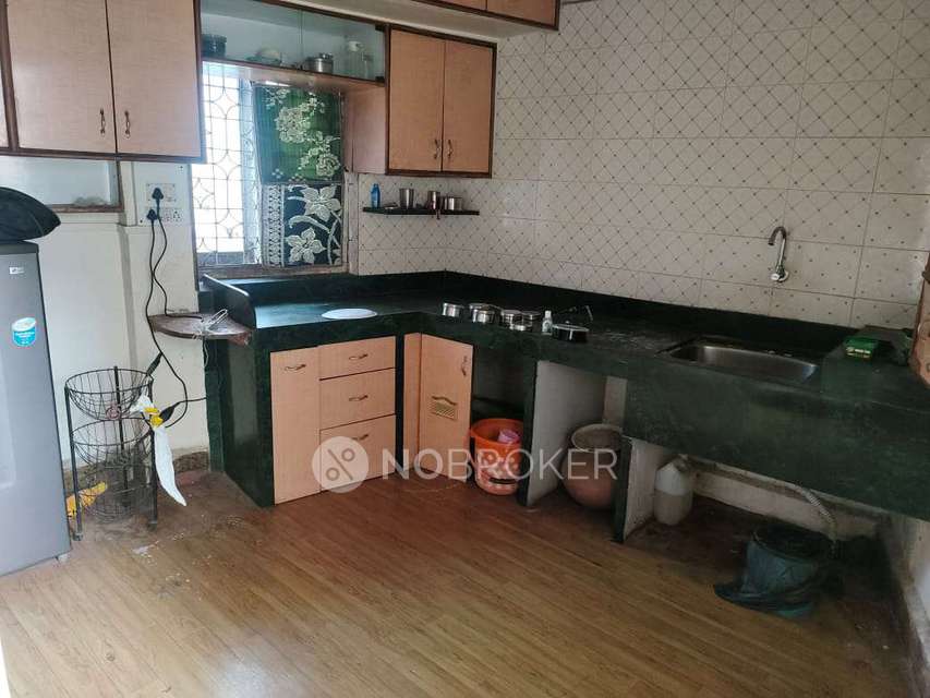 Shared Room for Male In 2 BHK  In Parvati Paytha,