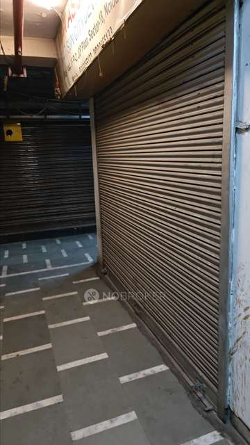 Shop in Sector 18, Noida for Rent 