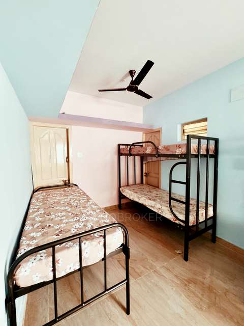 PG for Girls in Basaveshwar Nagar