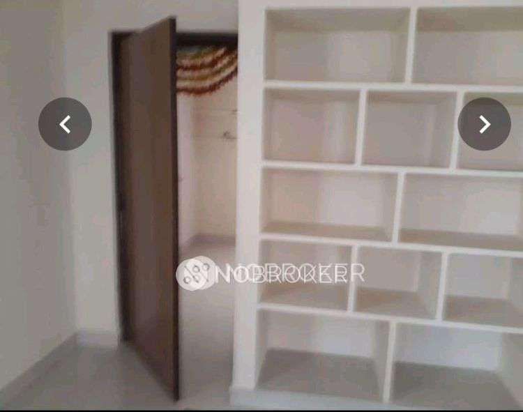 2 BHK Flat In Srinivasa Enclave, Gajula Ramaram For Sale  In Gajularamaram