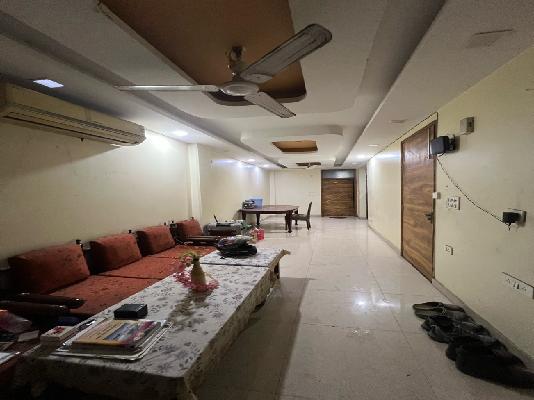 Single Room for Female In 2 BHK  In Kanchan Kunj In  Dwarka,