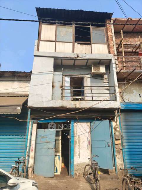 Industrial Building in La Fortuna, Delhi for sale 
