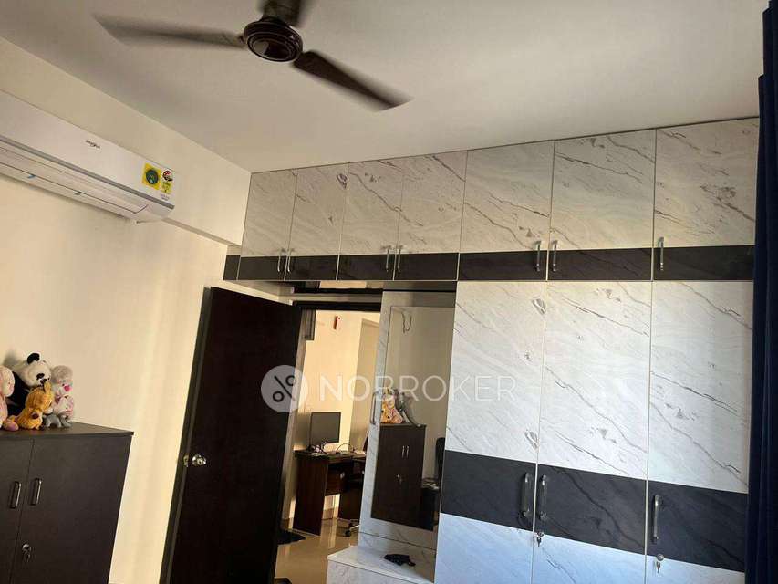 1 BHK Flat In Puravankara Windermere For Sale  In Pallikaranai