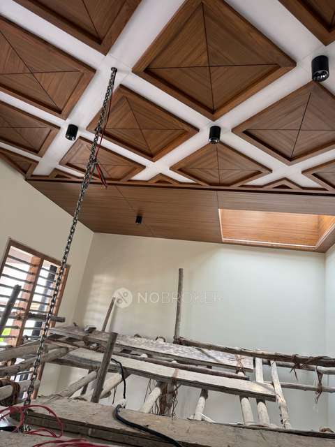 4+ BHK House For Sale  In Singasandra