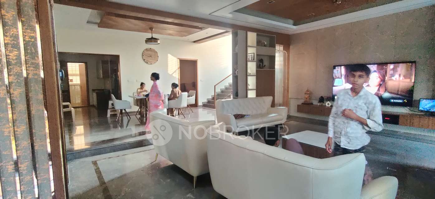 4+ BHK House For Sale  In Singasandra