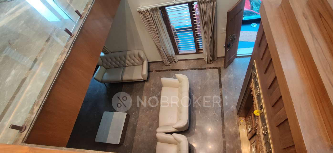 4+ BHK House For Sale  In Singasandra