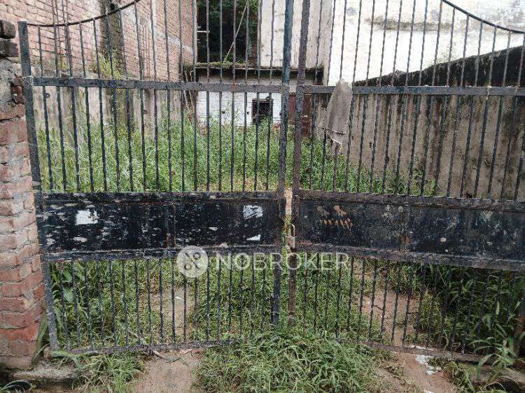 Godown/Warehouse in Qutub Vihar, Delhi for sale 