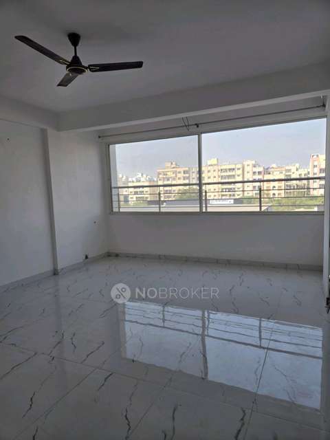 2 BHK Flat In Adarsh Park Society Phase 8  for Rent  In Manjari Budruk