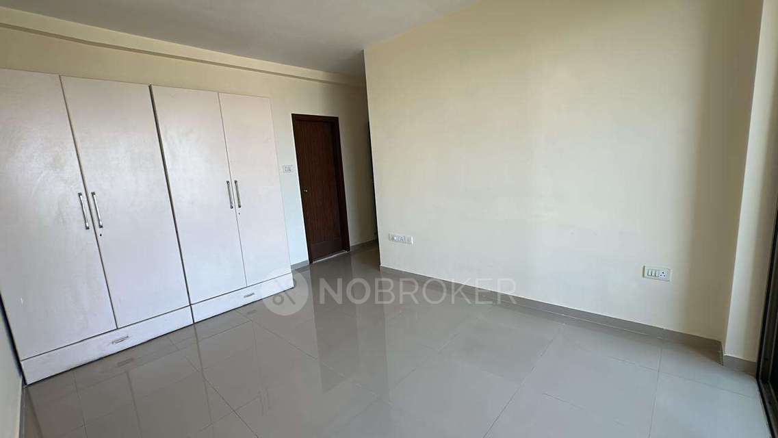 3 BHK Flat In Oberoi Splendor For Sale  In Jogeshwari East