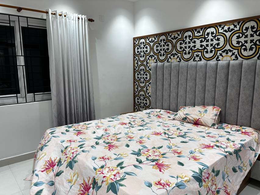 4 BHK Flat In Saf Grand Tower for Rent  In Koyambedu