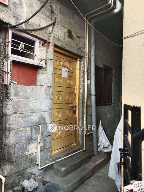 1 BHK Flat For Sale  In Kalasipalya