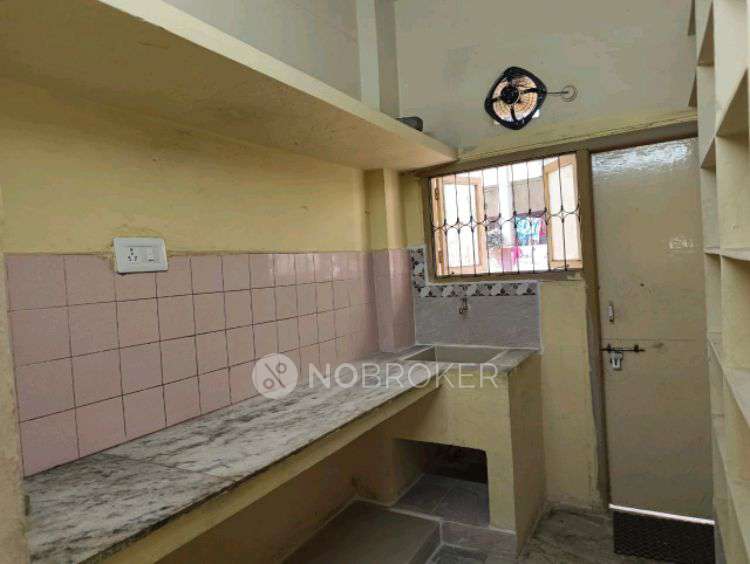 2 BHK Flat In Sai Vishnu Apartments, Gagan Mahal  for Rent  In Sai Vishnu Apartments