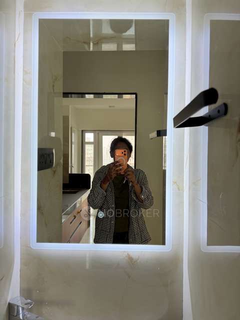 2 BHK Flat In Hig Tower Goregaon West  for Rent  In Goregaon West