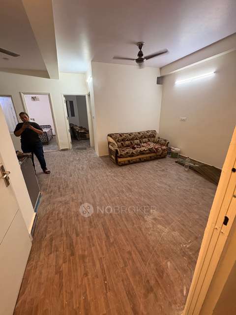 3 BHK Flat In Apartment  For Sale  In East Vinod Nagar