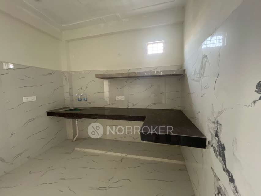 2 BHK House for Rent  In 1 Avenue Road