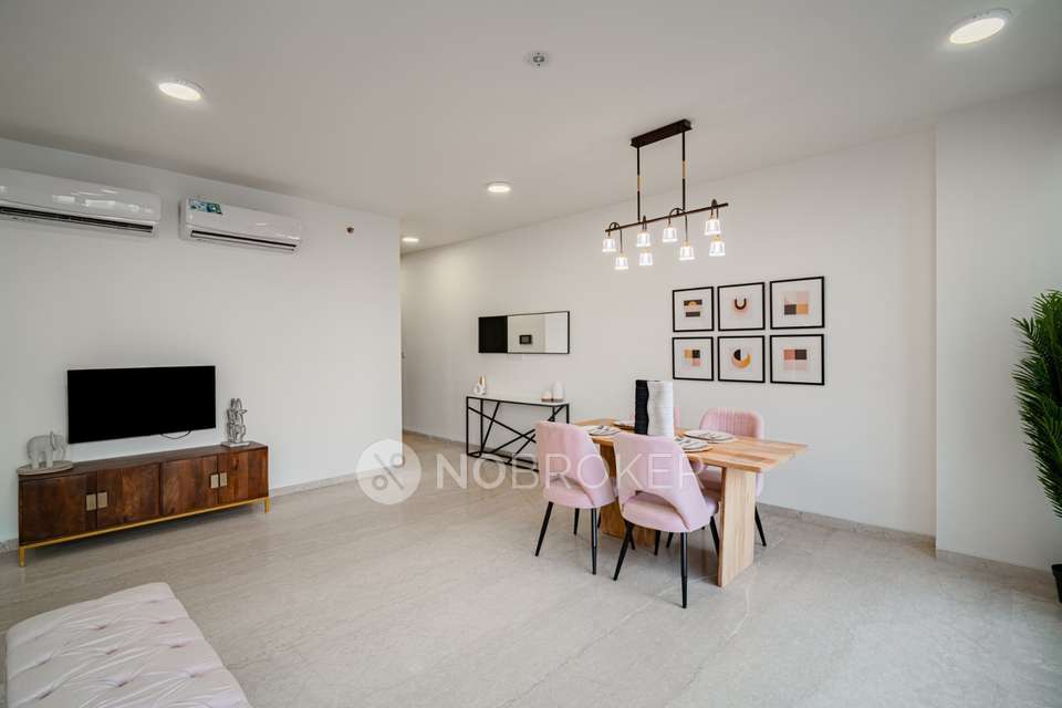 3 BHK Flat In Oberoi Esquire For Sale  In  Goregaon East