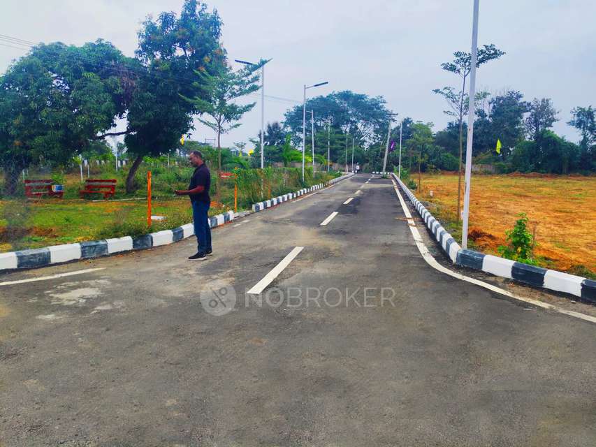 Plot For Sale  In Heritage City In Padur
