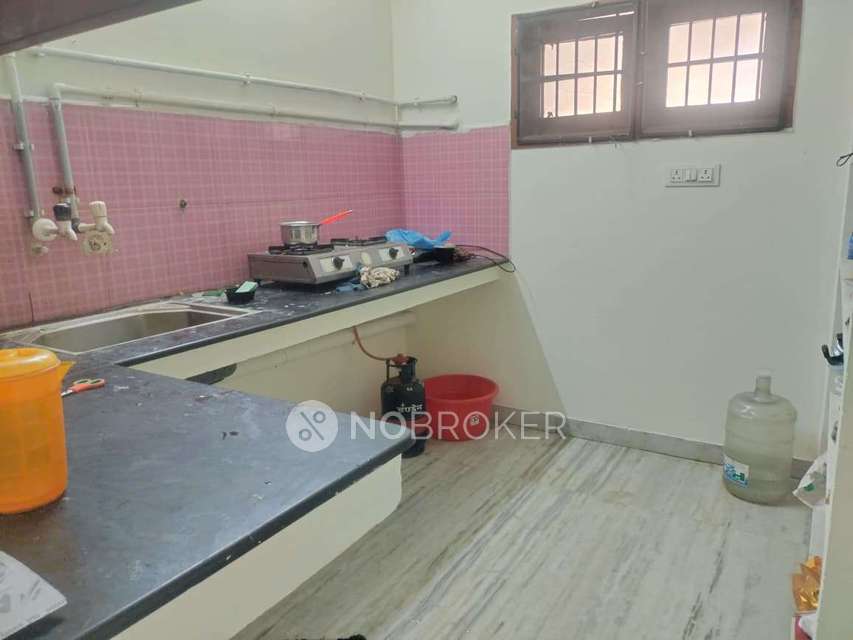 2 BHK Flat In Team House for Rent  In Kolathur