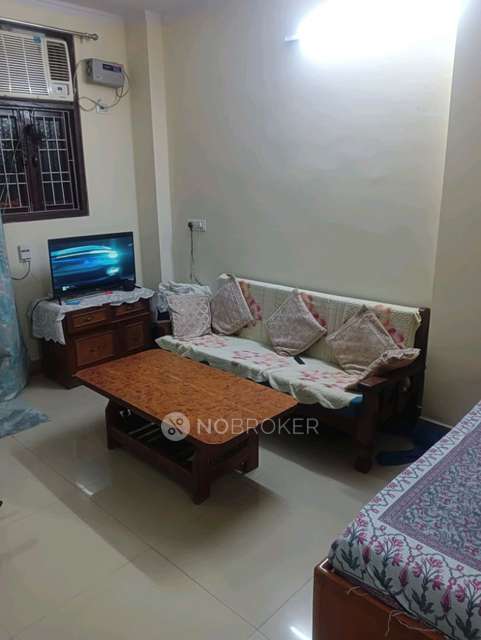2 BHK Flat In Mayur Vihar Phase 3 For Sale  In Mayur Vihar Phase Iii