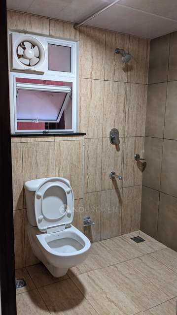 2 BHK Flat In Prestige Lakeside Habitat, Varthur For Sale  In Block Iii - Calliope