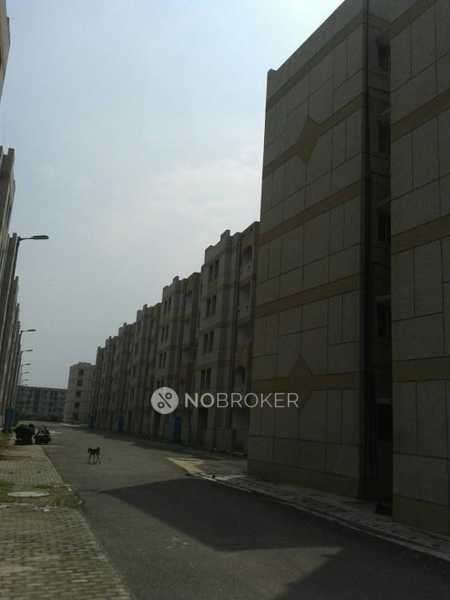 2 BHK Flat In Apartment For Sale  In Gulab Bagh