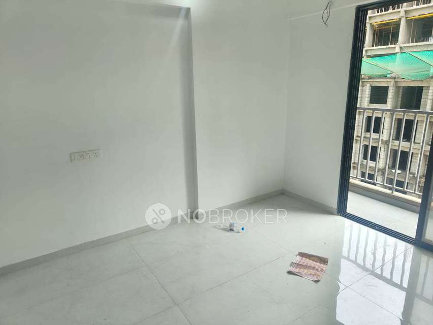 2 BHK Flat In Cristal Garden for Rent  In Alandi