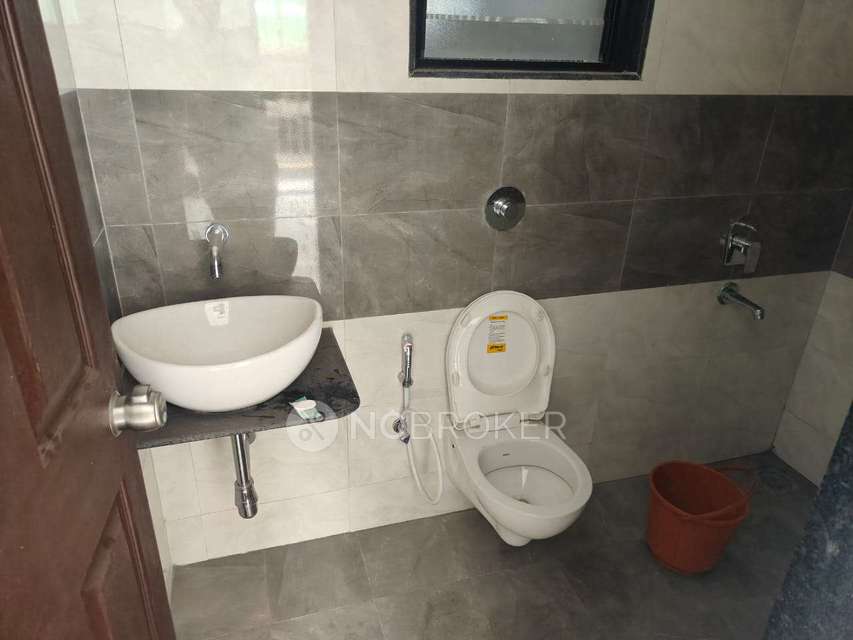 2 BHK Flat In Cristal Garden for Rent  In Alandi