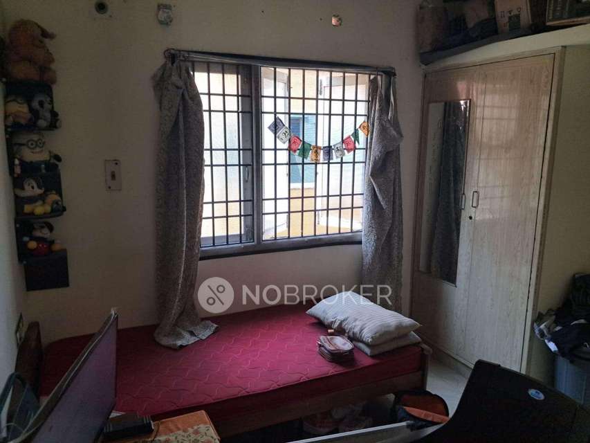 2 BHK Flat In Sri Chakra Apartment For Sale  In Guindy