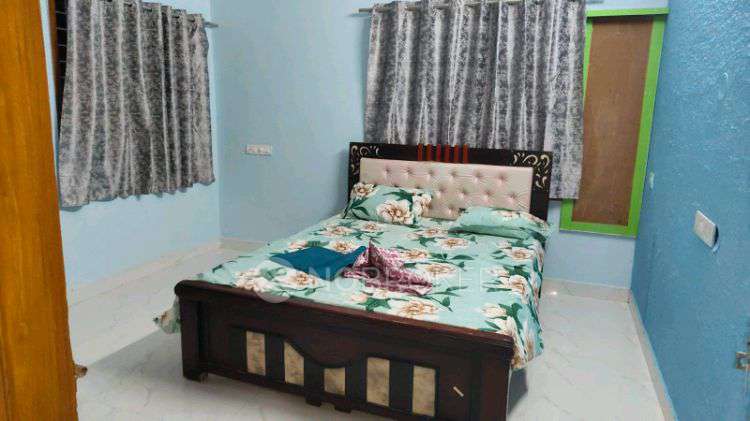 2 BHK Flat In Radha Residency,gulshan Colony for Rent  In Manikonda
