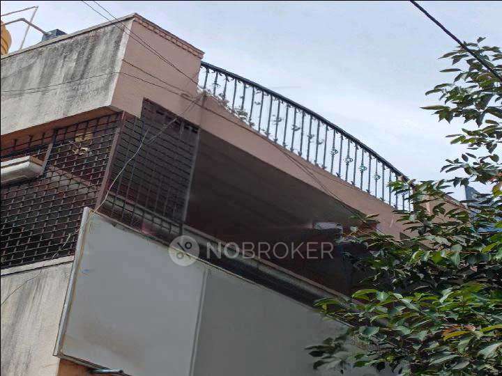 PG for Girls in Kumaraswamy Layout