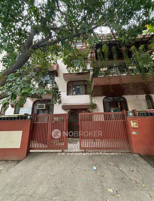 PG for Boys in New Friends Colony