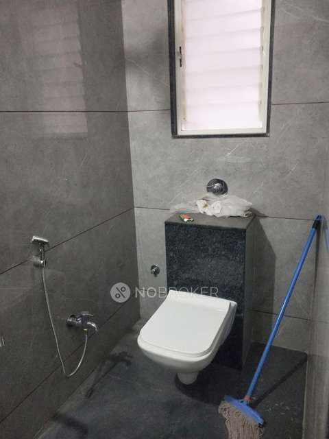 2 BHK Flat In Pramukh Vivanta for Rent  In Keshavnagar Old Orbis School Rode