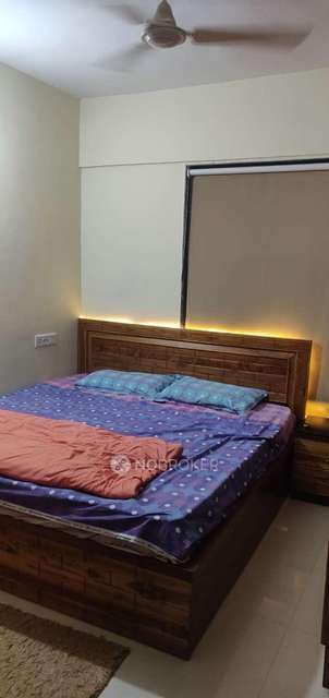 2 BHK Flat In Oxy Valley for Rent  In  Wagholi