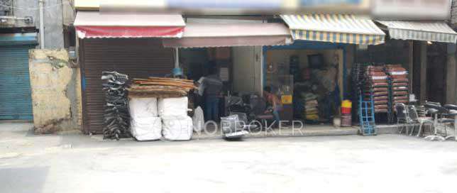 Shop in Paharganj, Delhi for sale 