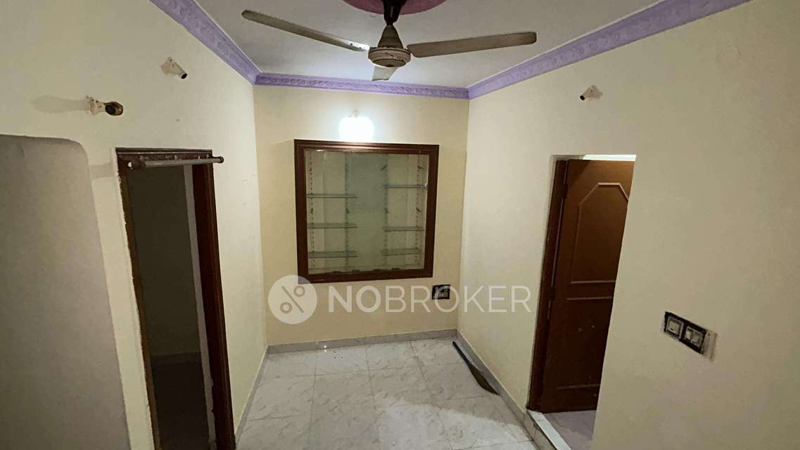 1 BHK House for Rent  In Tavarekere