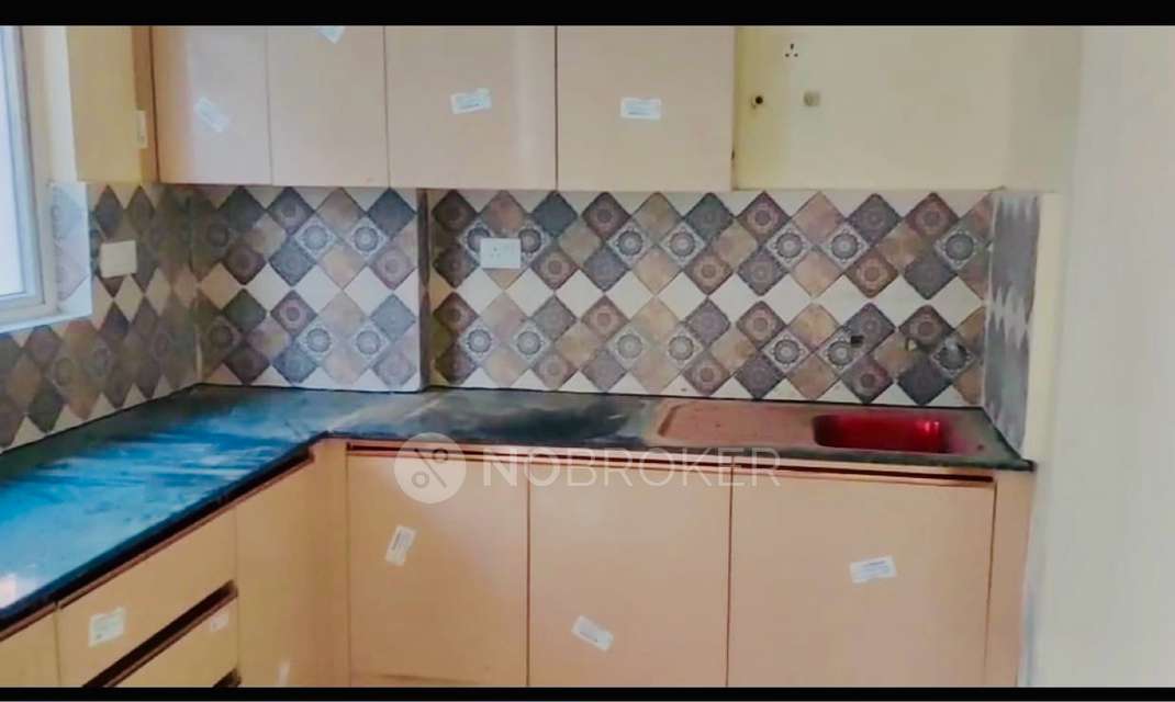 2 BHK Flat In Signature Global Park for Rent  In Sector 36