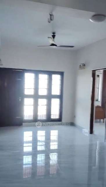 2 BHK Flat In Appasamy Towers for Rent  In Pondy Bazaar, Parthasarathi Puram, T. Nagar