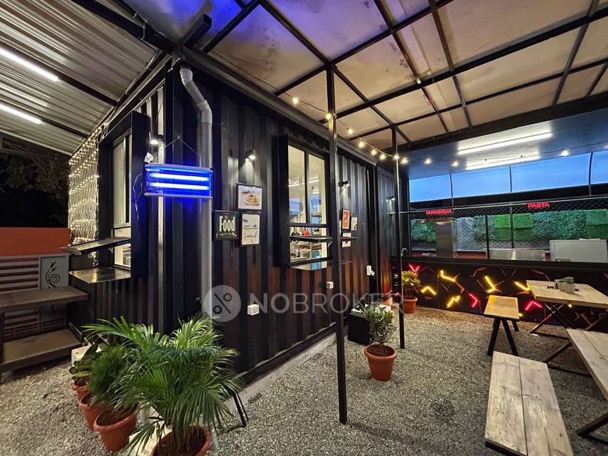1 BHK Flat For Sale  In Petzpub - Cafe 