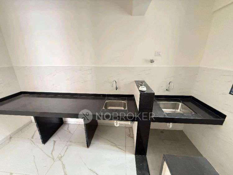 2 BHK Flat In Kohinoor Sapphire 3 For Sale  In Tathawade