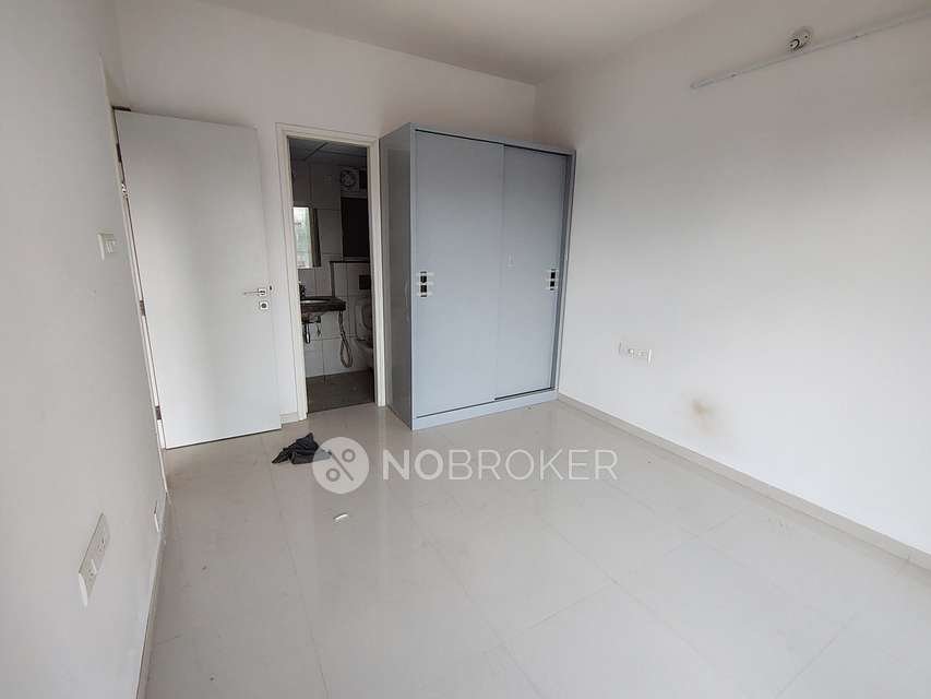 2 BHK Flat In Godrej Boulevard for Rent  In Kharadi Gaon, Kharadi