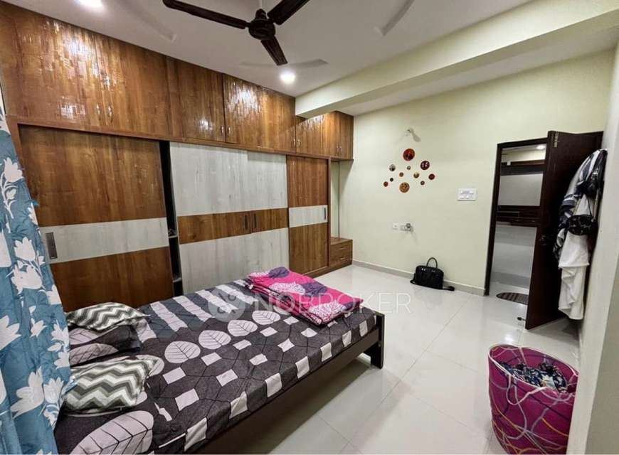 Single Room for Female In 3 BHK  In Aditya Avenue  In Aditya Avenue - 2
