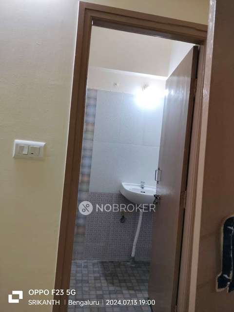 2 BHK Flat In Prabhavathi Heaven For Sale  In Bommanahalli