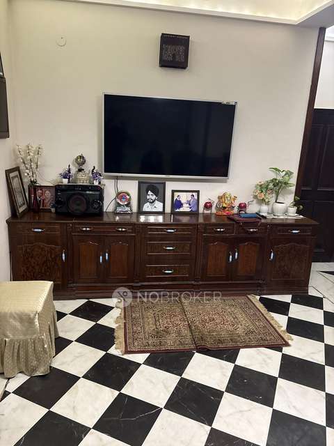 4 BHK Flat In M.i.g Flats For Sale  In Dilshad Garden