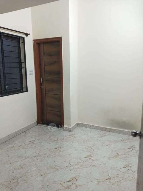 2 BHK Flat In Atiqh Apartment For Sale  In Mangammanapalya