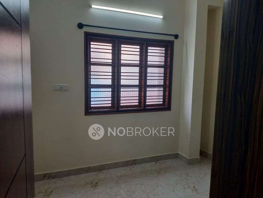 2 BHK Flat In Atiqh Apartment For Sale  In Mangammanapalya