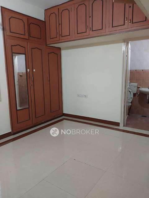 2 BHK Flat In Tirumala Apartments  For Sale  In Thiruvanmiyur