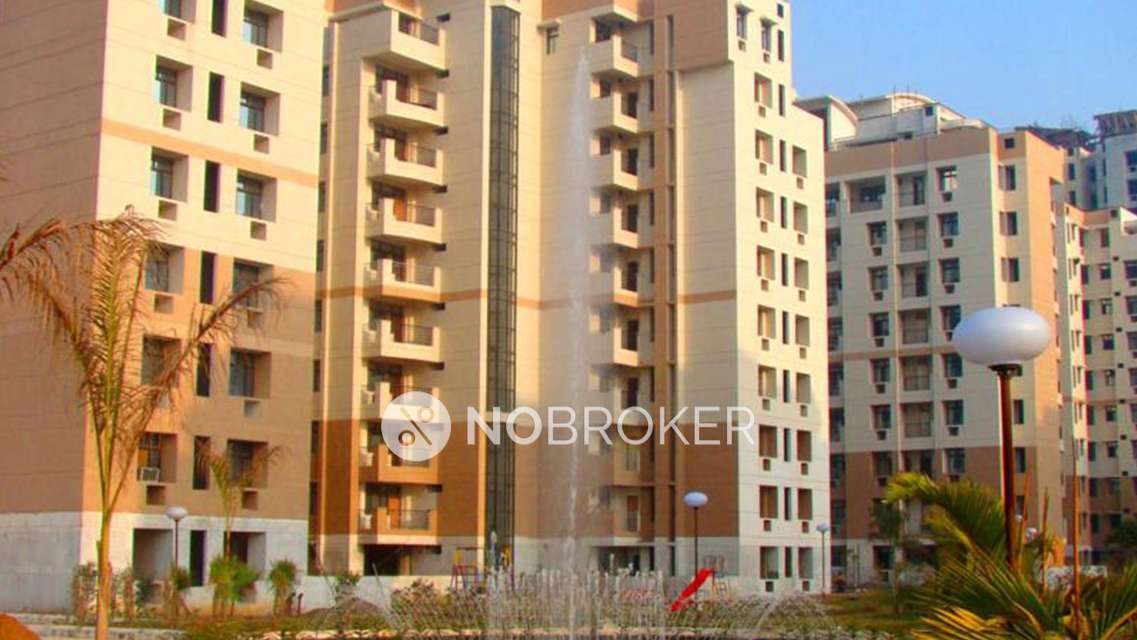3 BHK Flat In Vrinda City Apartment For Sale  In Phi Iv